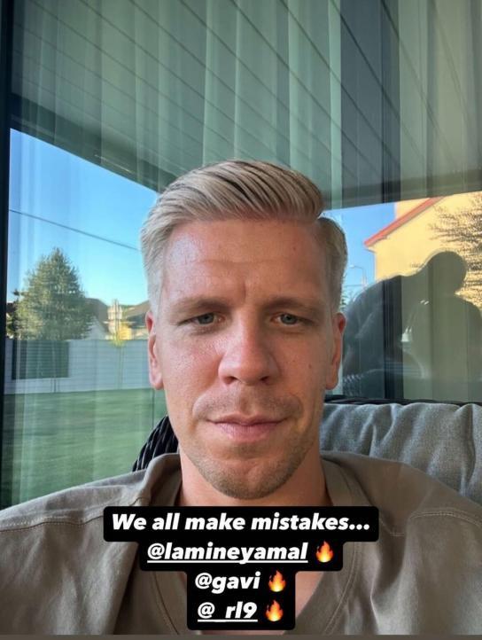 🤣你也干了？什琴斯尼发布染金发照片并@莱万等人：我们都会犯错