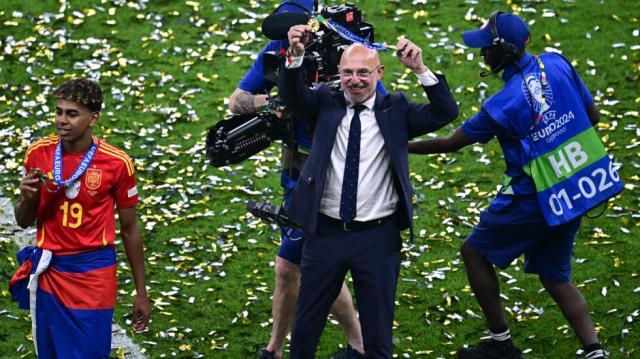 1721006889728072099.jpg de la fuente.jpg